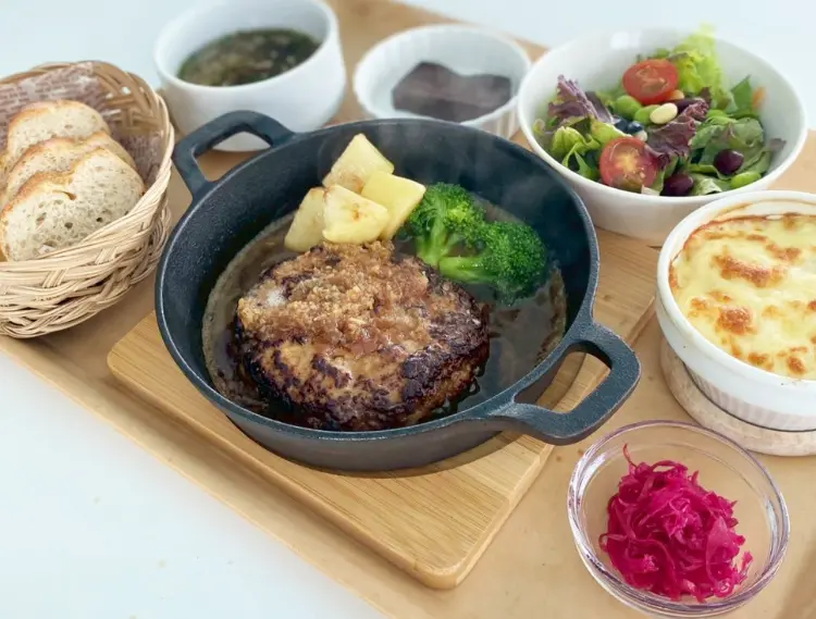 島豚のハンバーグ